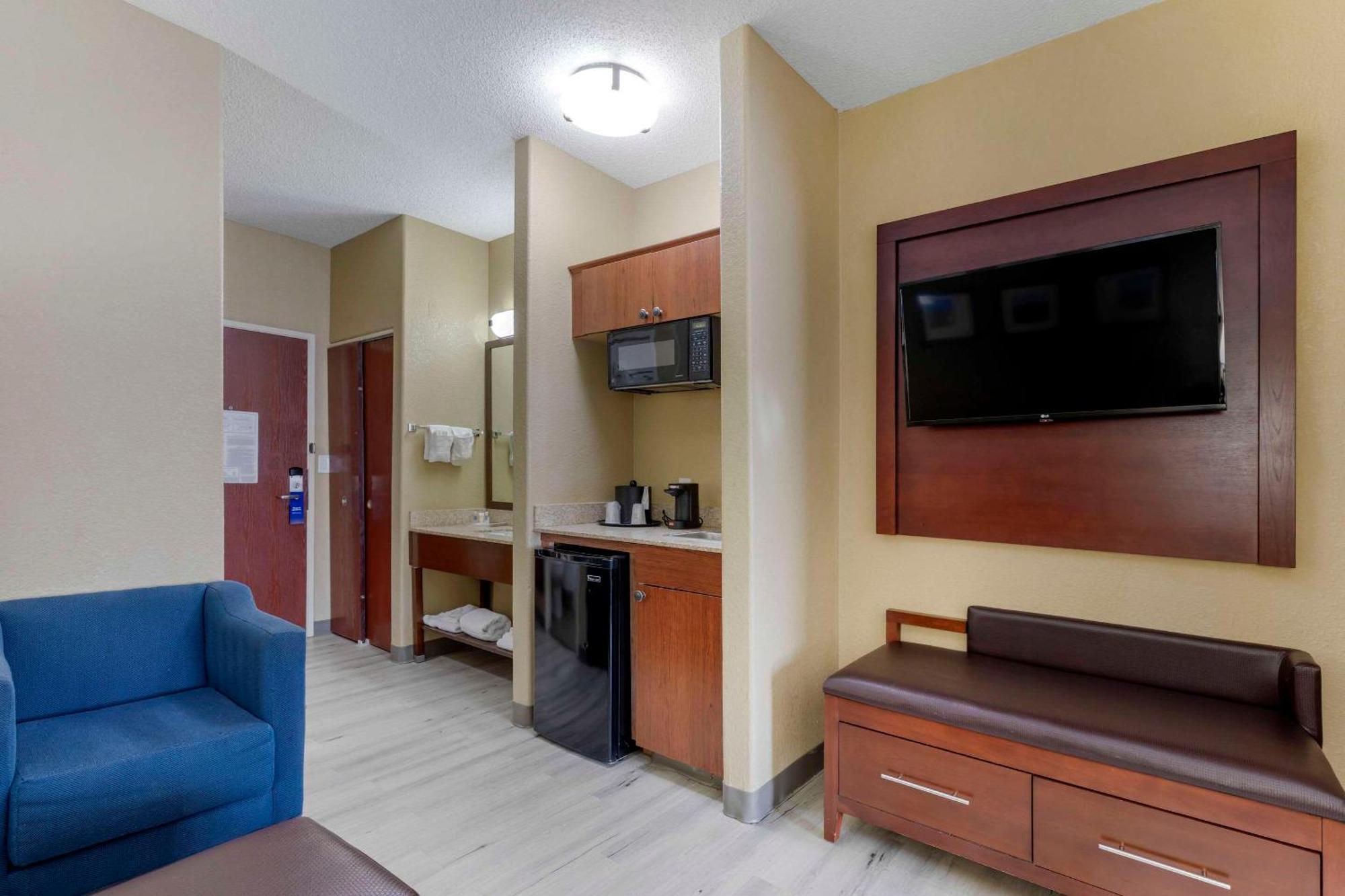 Comfort Suites Lakewood - Denver Экстерьер фото